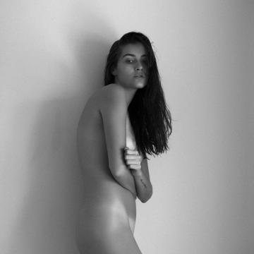 barbara-mascia-nude-black-white-photoshoot-by-alejandro-bauducco-4