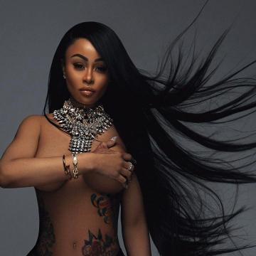 blac-chyna-sexy-awesome-pic-17