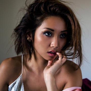 brenda-song-sexy-and-topless-06