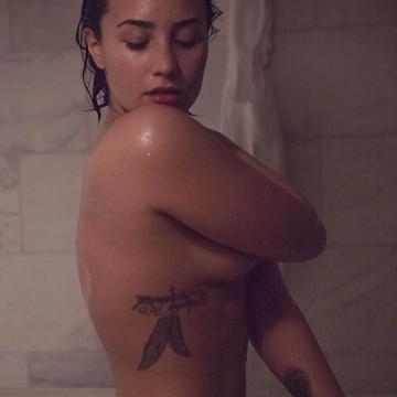 Demi Lovato naked taking shower