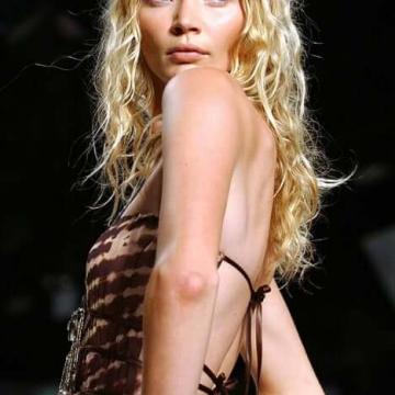 jodie-kidd-hot-pictures-20