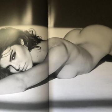 kendall-jenner-naked-and-very-hot-10