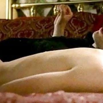 Keri Russell totally naked