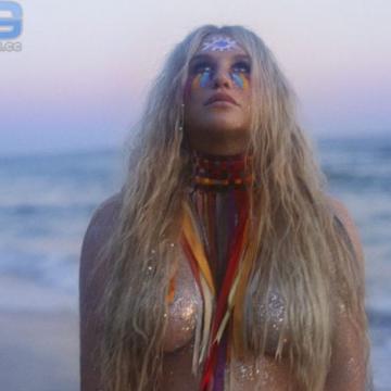 Kesha-nude-extreme-nudity-154