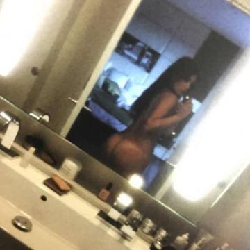 kim-kardashian-leaked-pics-9
