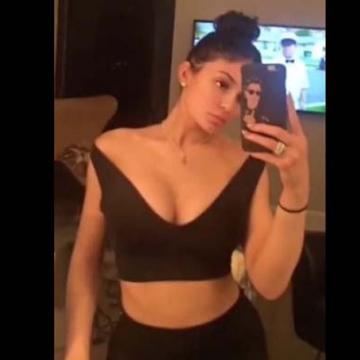 kylie-jenner-naked-and-sexy-instagram-pictures-11
