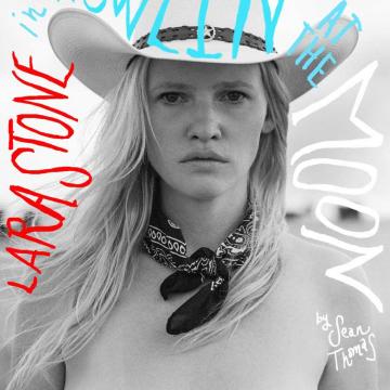 lara-stone-shows-pussy-and-naked-breasts-24