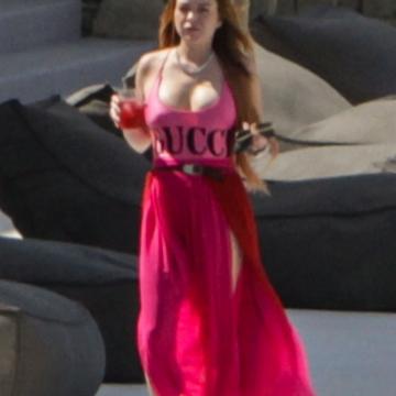 Lindsay-Lohan-nude-and-sexy-08