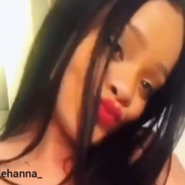 Adorable ebony babe Rihanna looks sexy