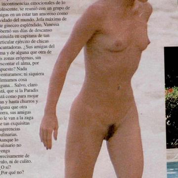 Vanessa Paradis exposes pussy and naked boobs