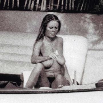 Brigitte Bardot hot naked photo