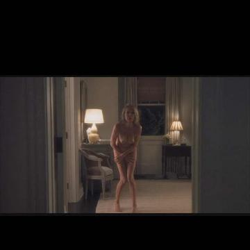 Diane Keaton goes nude