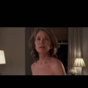 Diane Keaton shows naked body