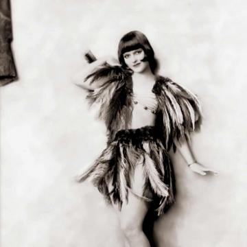 Louise Brooks looking fresh and hot