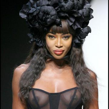 Naomi-Campbell-huge-naked-collection-180