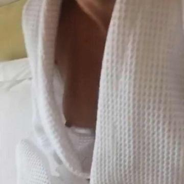 YesJulz goes sexy and topless