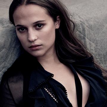 alicia-vikander-hot-naked-pictures-06