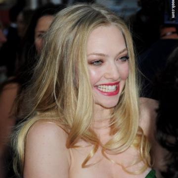 amanda-seyfried-nude-photo-number-391