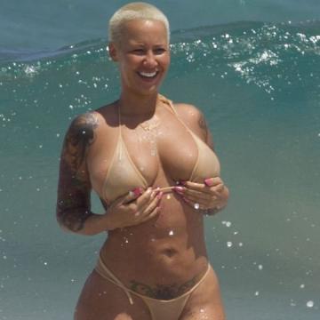 amber-rose-nude-and-exposed-57