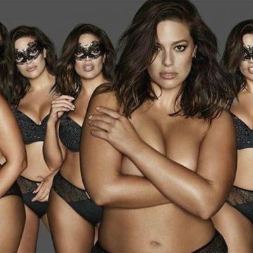 ashely-graham-naked-and-topless-instagram-pics-22