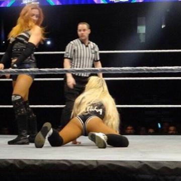 Becky-Lynch-Photos-Leaked-1