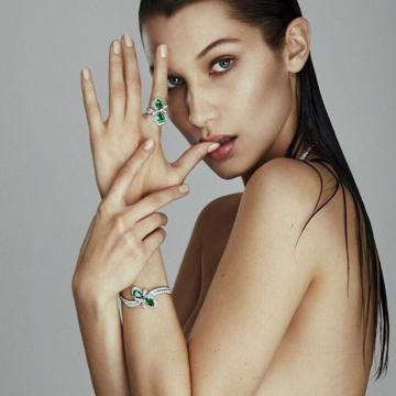 Bella Hadid flashes breasts and sexy ass