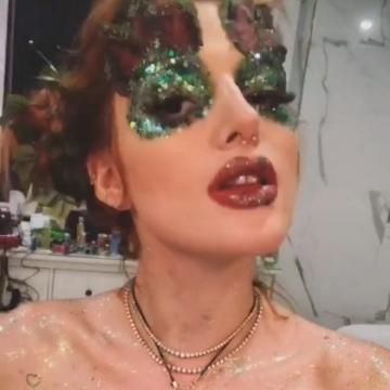 Bella Thorne goes topless
