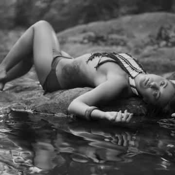 Bex-Russ-Instagram-Photo-Gallery-23