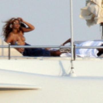 Beyonce-Knowles-exposed-photos-here-004