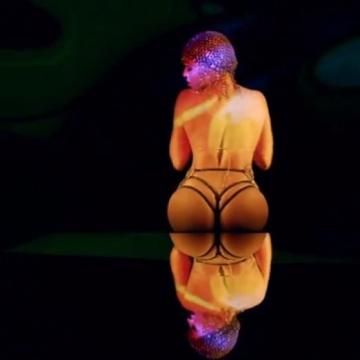 Beyonce Knowles exciting nude butt