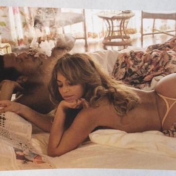 beyonce-butt-naked-23