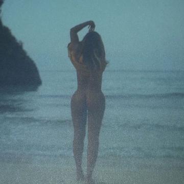 beyonce-butt-naked-26