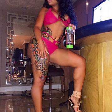 blac-chyna-hot-picture-29