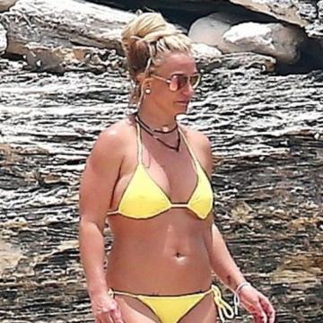 britney-spears-naked-picture-16