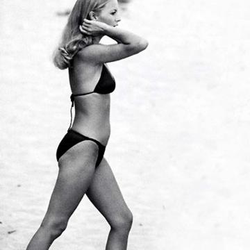 cheryl-ladd-bikini-pics-7