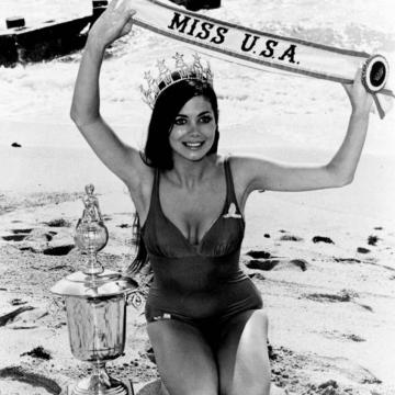 deborah-shelton-sexy-photo-9