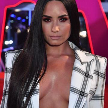 demi-lovato-nude-photo-number-364