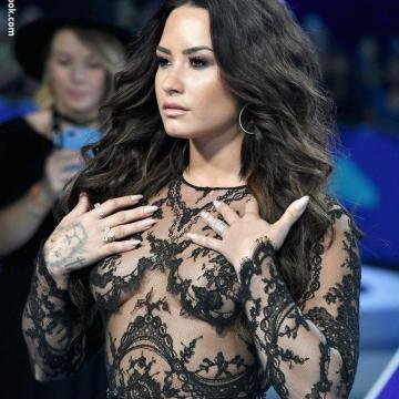 demi-lovato-nude-photo-number-391