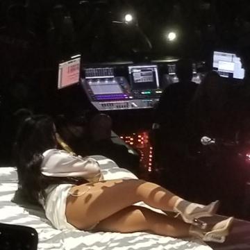 Demi Lovato upskirt ass