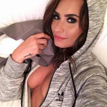 Demi Lovato Nude Leaks Collection