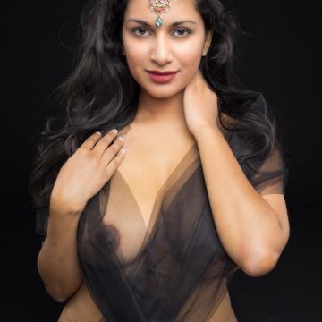 Devi-The-Model-Patreon-Nude-Photos-36