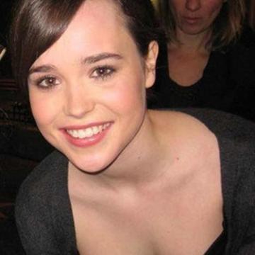 ellen-page-naked-tits-5