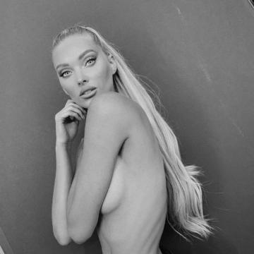 Elsa-Hosk-topless-and-fully-naked-mix016