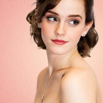 Emma Watson nude and oops collection