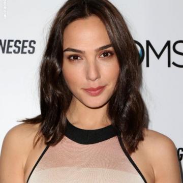 gal-gadot-naked-number-photo-145