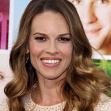 hilary-swank-shows-ass-and-naked-body-20