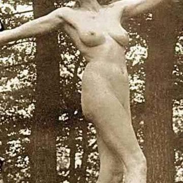 [ HOT ] Ingrid Bergman nude and sexy pics exposed - NSFW!