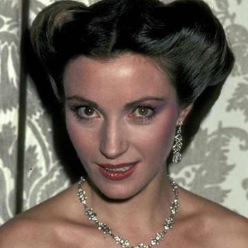 jane-seymour-hot-3