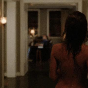 Jennifer Aniston nude butt while walking