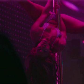 jennifer-lopez-doing-a striptease-10